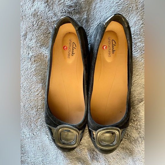 Clarks Women's Un.Blush Cove size 9 in Black Combination of suede and buckle - Picture 6 of 7